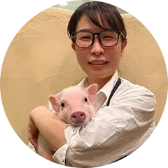 mipig cafe スタッフ